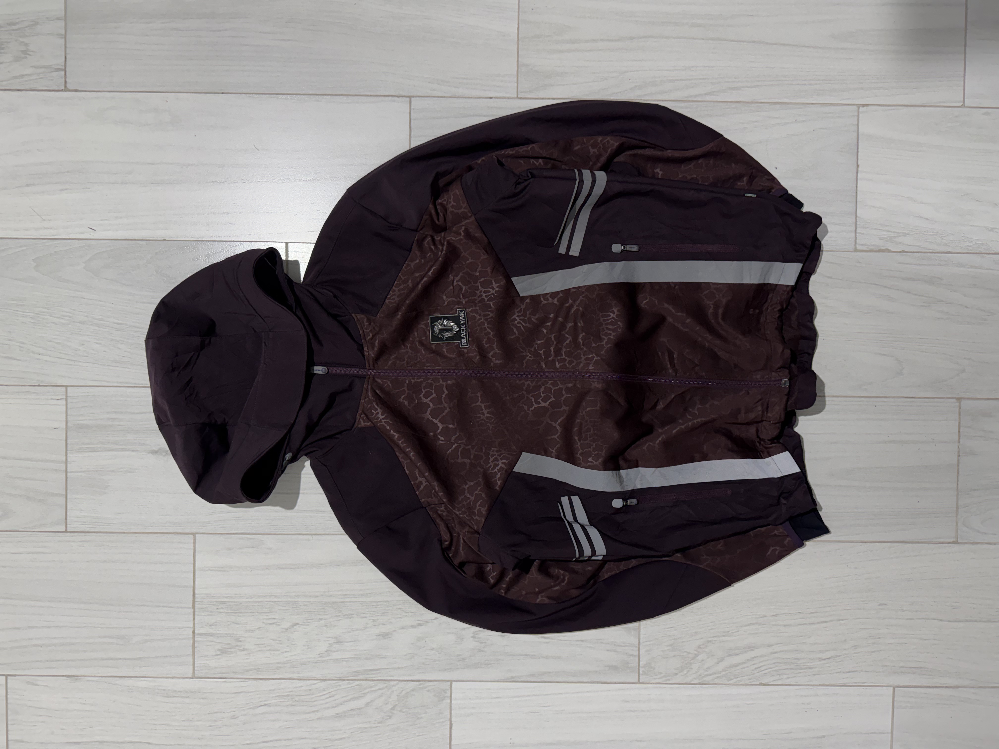 Campera Softshell Black Yak